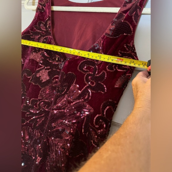 Eliza J wine long formal gown size 2. Sleeveless gown with v neck back. - Picture 9 of 12